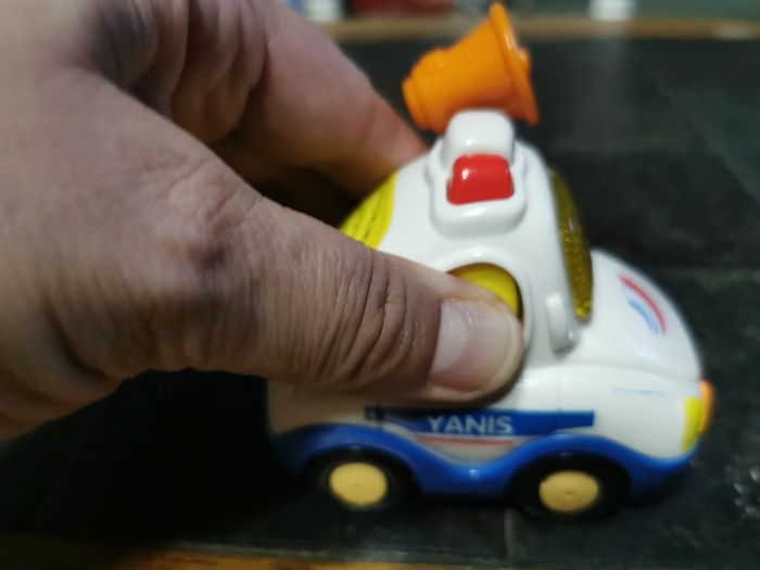 Tut tut bolides Theo, Capitaine police - photo numéro 6