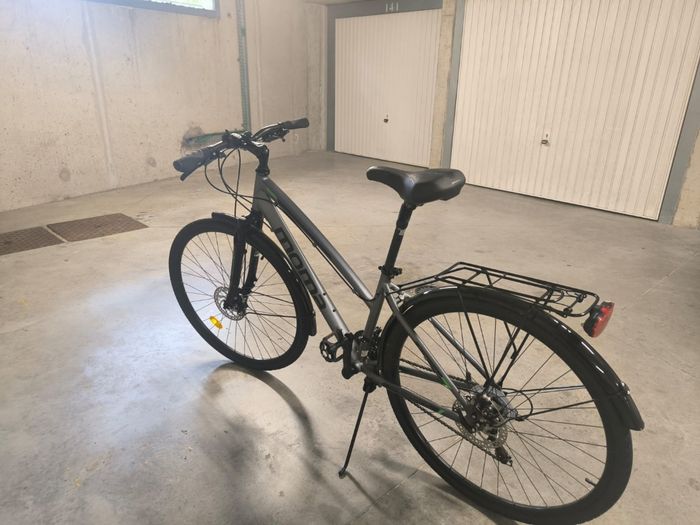 Vélo trekking pro 28" - photo numéro 2