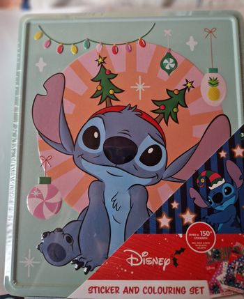 Boîte d'activité manuelle Stitch en métal