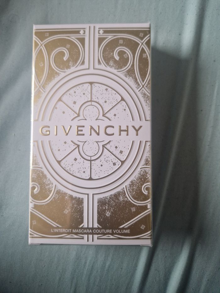 Coffret cadeau maquillage givenchy - photo numéro 2