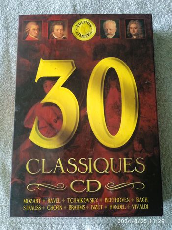 Coffre " 30 classiques CD"
