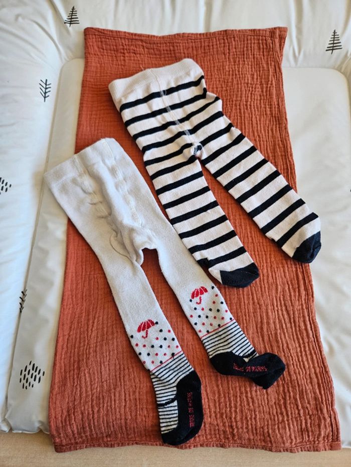2 collants a motifs blanc et bleu