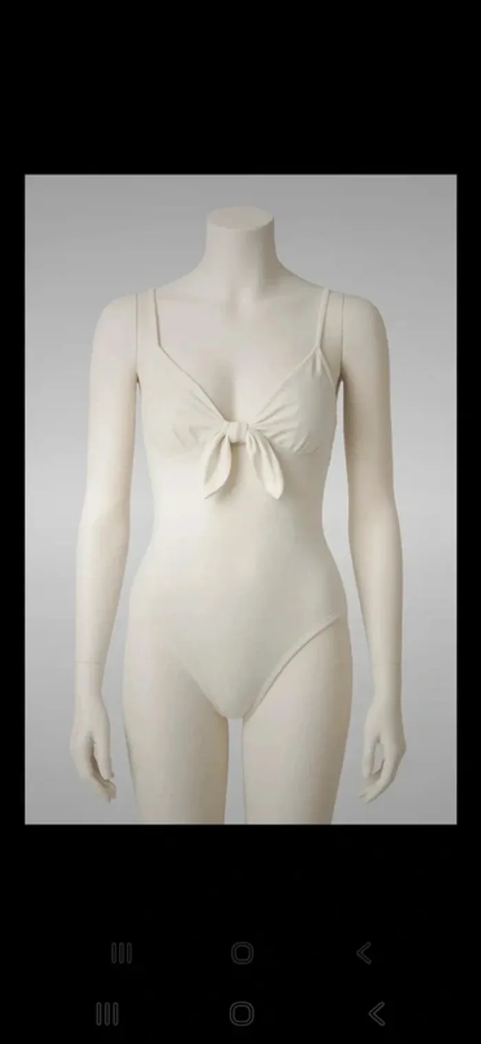 Jolie body blanc noeud femme taille 38 neuf