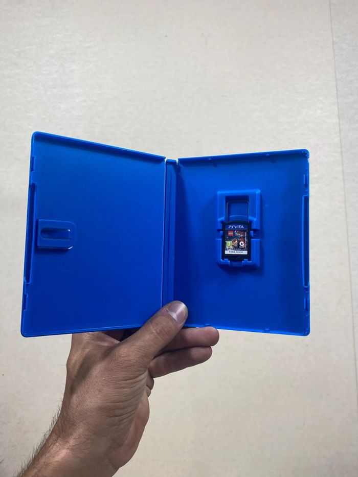🎮 Jeu PS Vita – The LEGO Movie Videogame - photo numéro 3