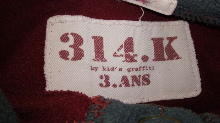 Pull polaire bordeaux Kids graffiti - photo numéro 4