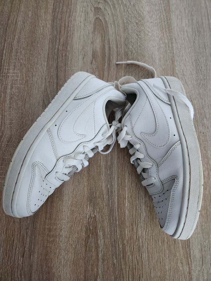Baskets blanches - photo numéro 3