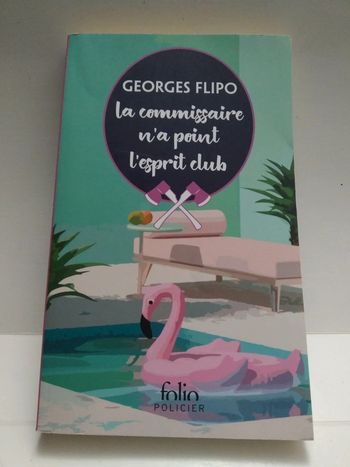 La commissaire n'a point l'esprit club