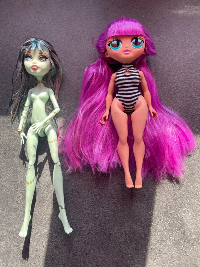 Lot de poupée barbie lol monstre