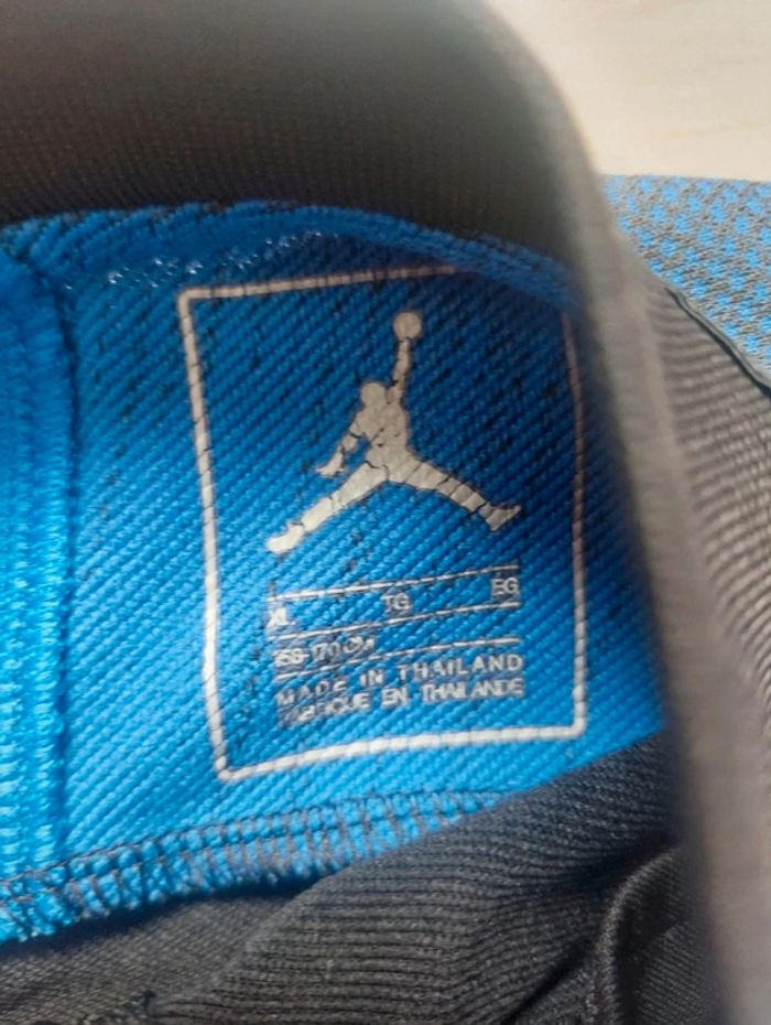 Sweat PSG 14ans - photo numéro 3