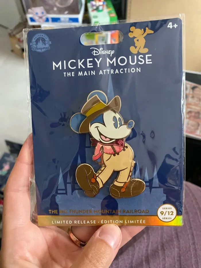 Pin's disney big thunder mountain 9/12