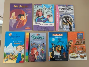 Lot de livres : fantomette / Yakari / roudoudou / Solène / Agathe/ Mimie / Ali papa