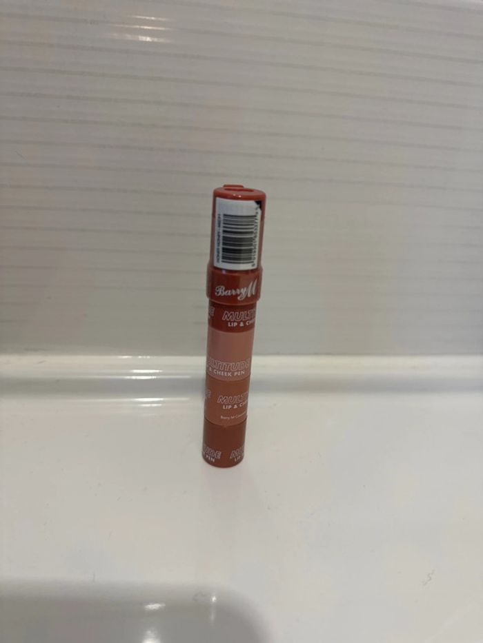 Crayon à lèvres BarryM - photo numéro 2