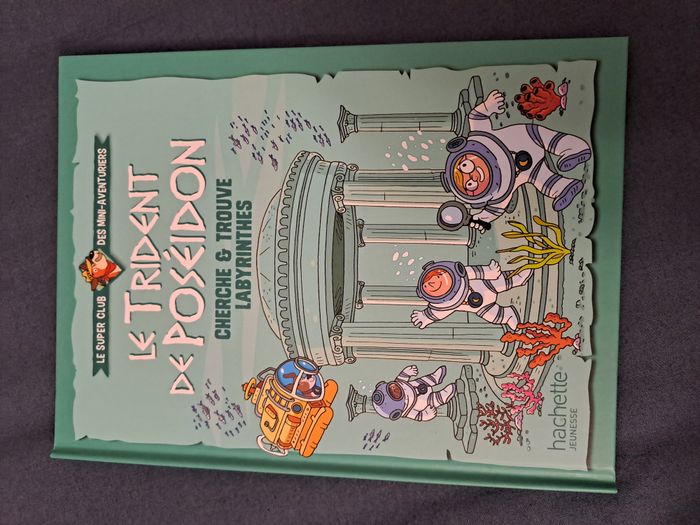 Livre Le Trident de Poséidon NEUF