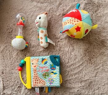 Lot de 4 jouets Sophie la Girafe