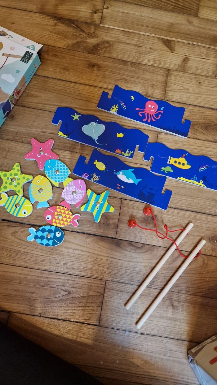 Jeu pêche à la ligne en bois aimanté - photo numéro 3