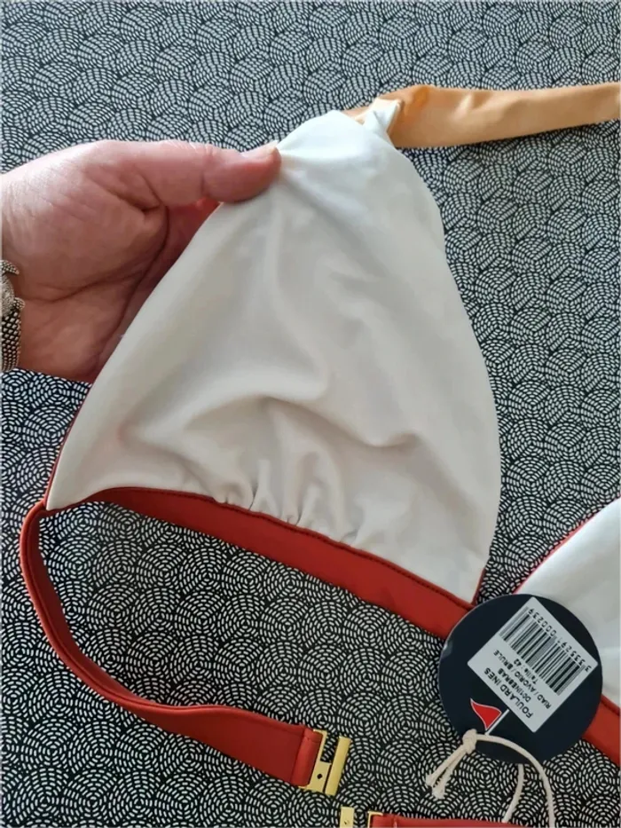 Haut de maillot de bain drapeau rouge - photo numéro 7