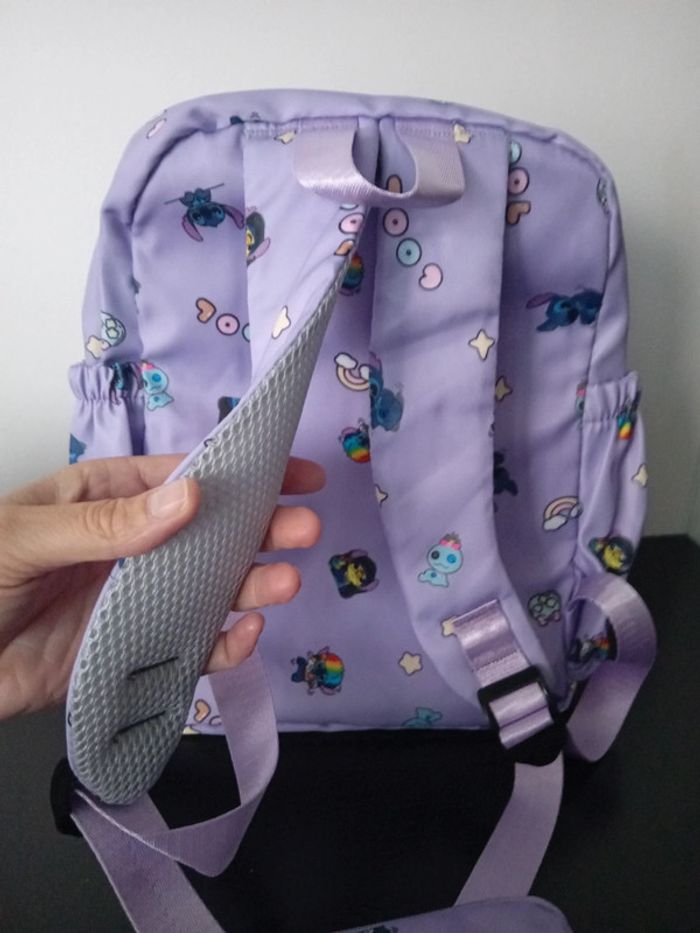 Ensemble 4 pièces scolaire Stitch neufs - photo numéro 7