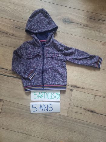 Veste sweat à capuche violet bleu imprimé fleurie sergent major