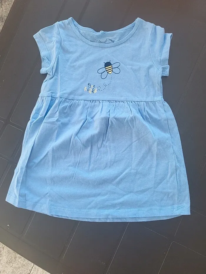 Robe courte