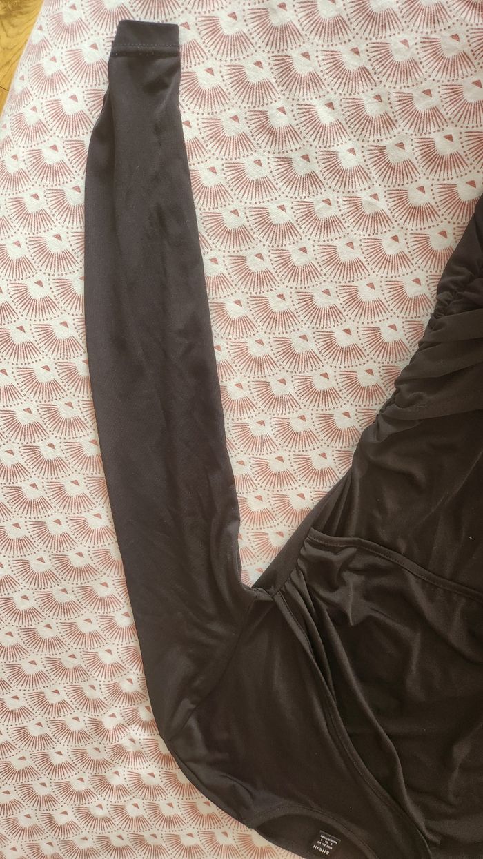 Robe légère manche longue