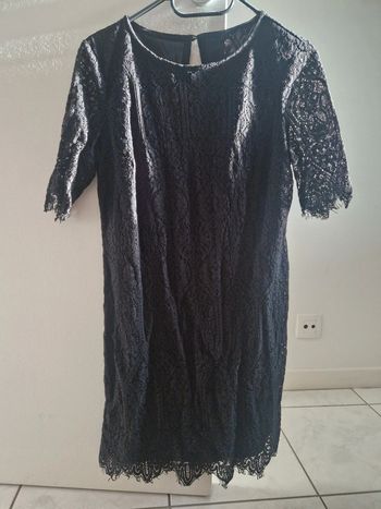 Robe noire dentelle