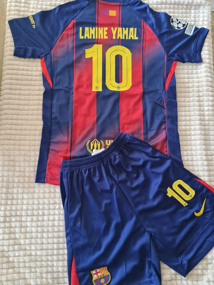 Ensemble maillot football Barcelone - 14 ans - Domicile
