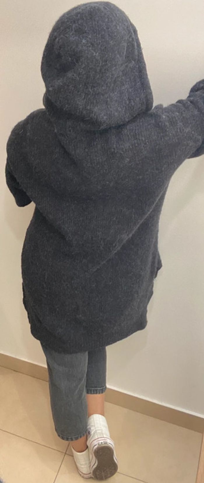 Superbe Pull Doux Long Avec Capuche Taille M - photo numéro 11