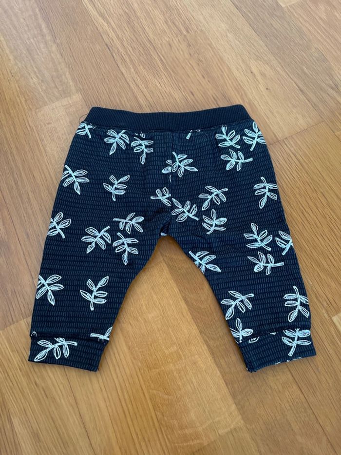 Jogging garçon neuf Hema taille 6 mois - photo numéro 2