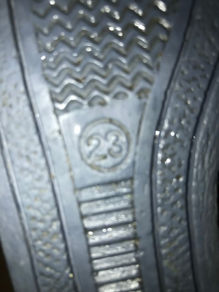 Chaussons montants scratch bleus Pointure 23 - photo numéro 6