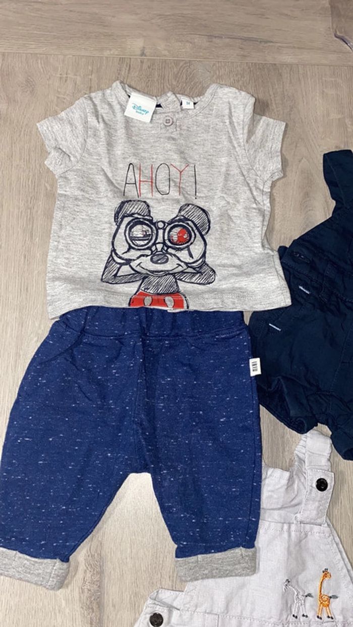 Salopette short tshirt - photo numéro 2