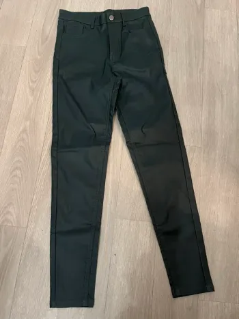 Pantalon effet ciré