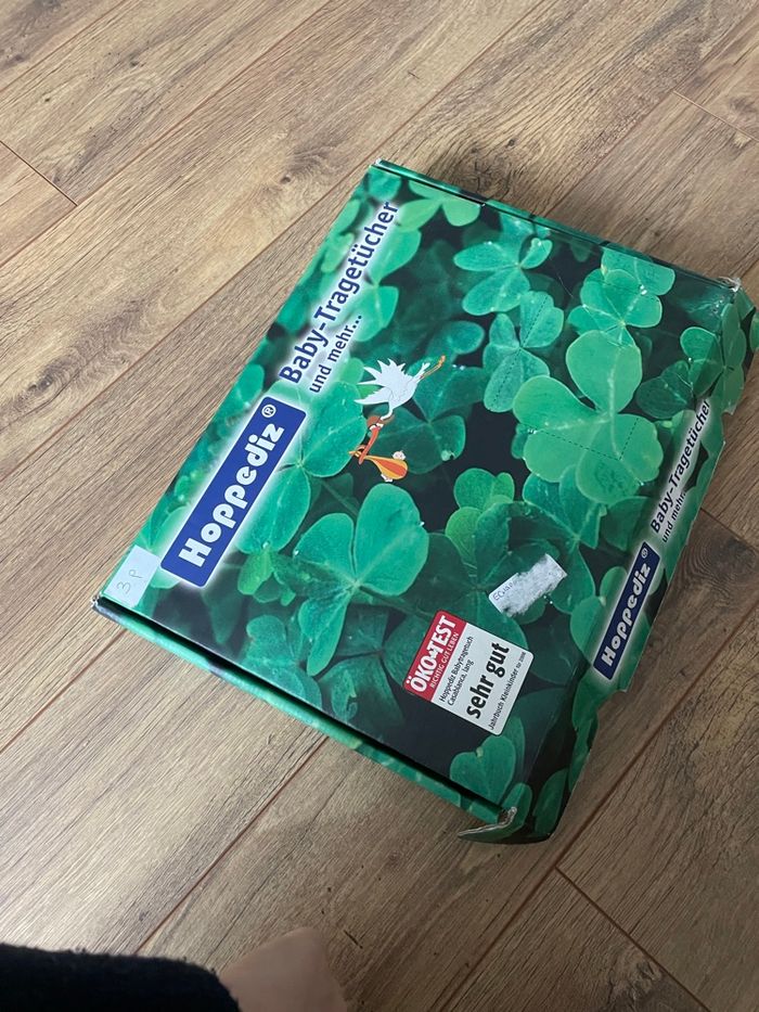 Écharpe de portage et fascicule - photo numéro 5