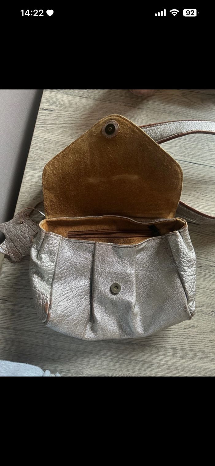 Sac bandoulière “Suzon” ambre argenté – Paul Marius – Taille M - Neuf sans étiquette - photo numéro 4