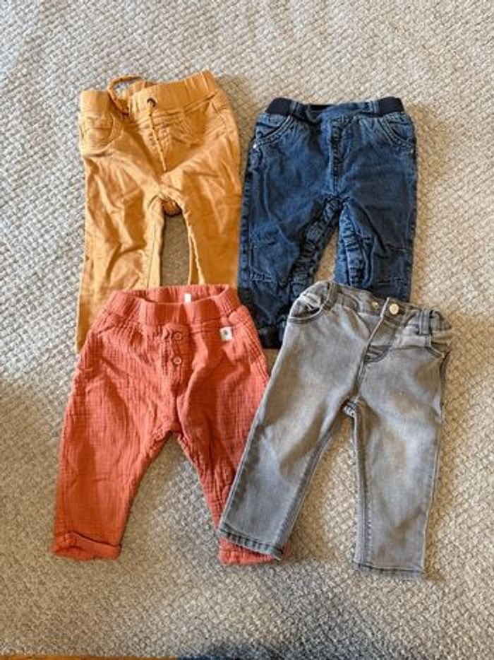 Lot de 17 pantalon taille 9 mois - photo numéro 2