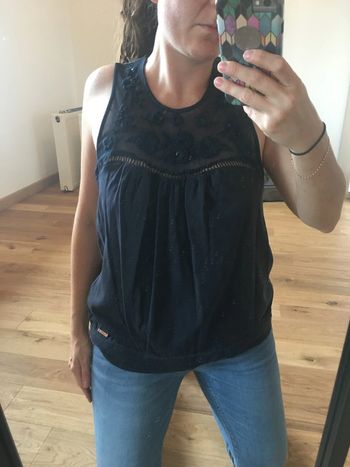 Débardeur noir dentelle broderie anglaise superdry
