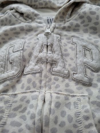 Gilet zippé  gris gap 6 mois