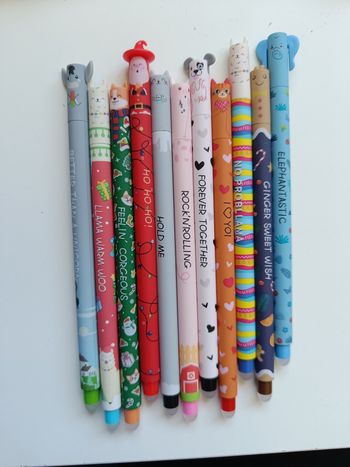 11 stylos effaçables (pas Legami)