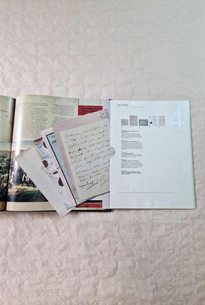 Livre , Napoléon  , Sa vie , son empire , ses batailles  , contient 20 documents rare - photo numéro 7