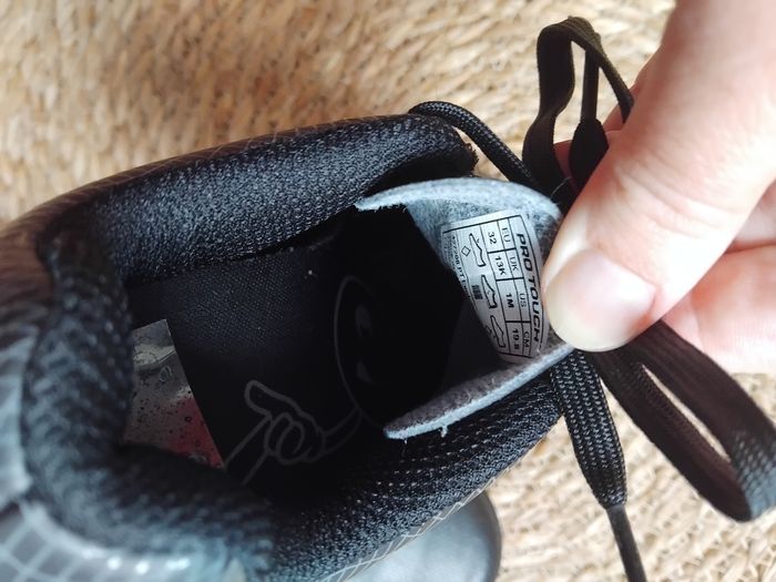 Chaussures foot Pro touch, neuf, taille 32 - photo numéro 4
