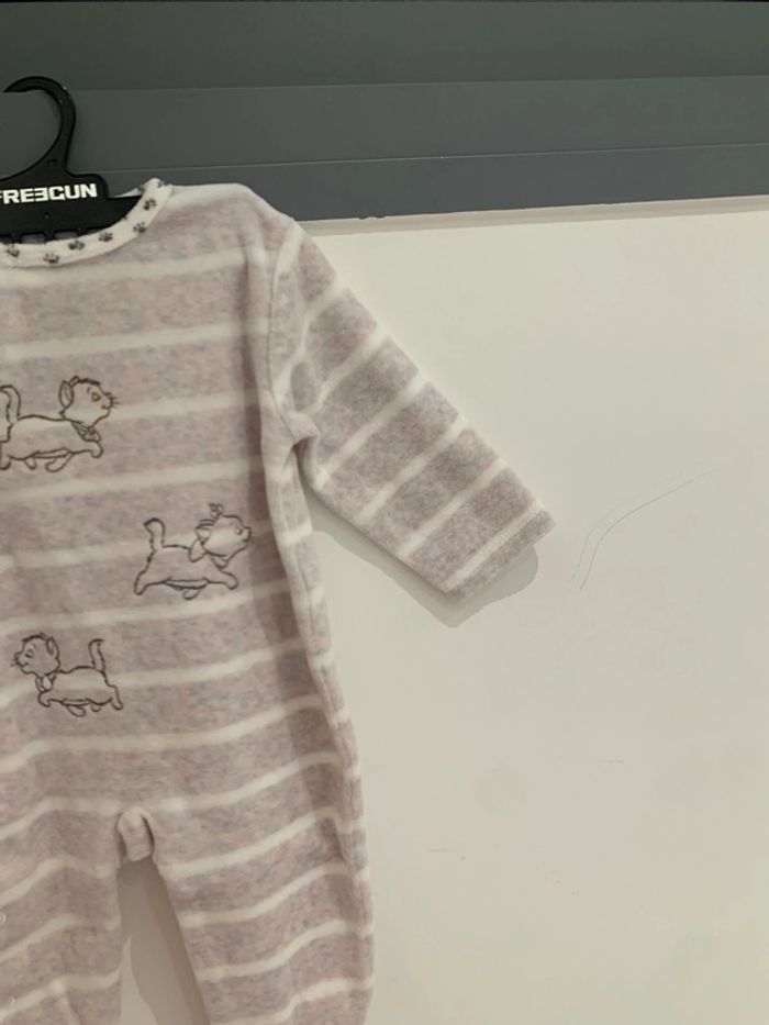 Pyjama 6 mois - photo numéro 5