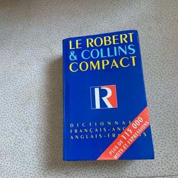 Dictionnaire le Robert & Collins compact