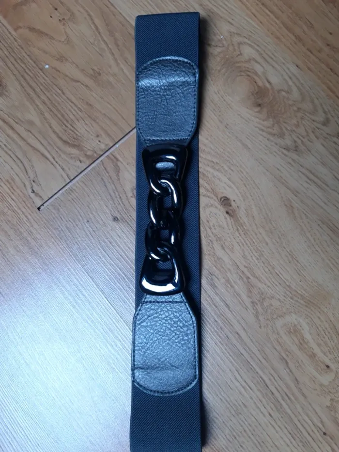 Grosse ceinture élastique grise taille 90