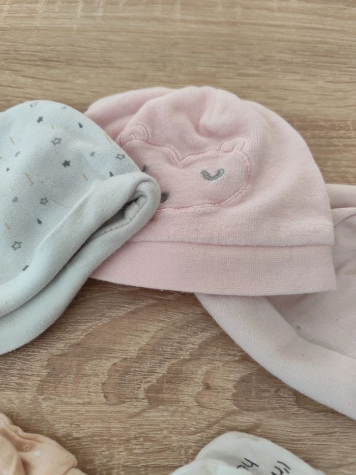 Lot bonnet et moufles - photo numéro 4