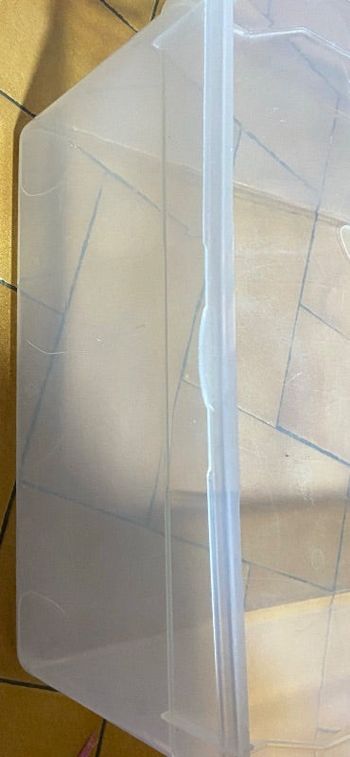 Bac de rangement transparent