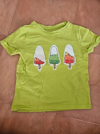 T-shirt reversible