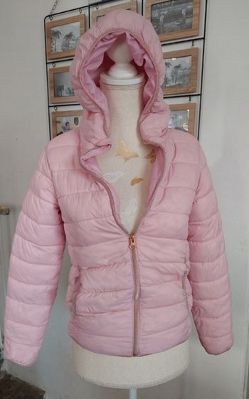 Doudoune légère avec capuche