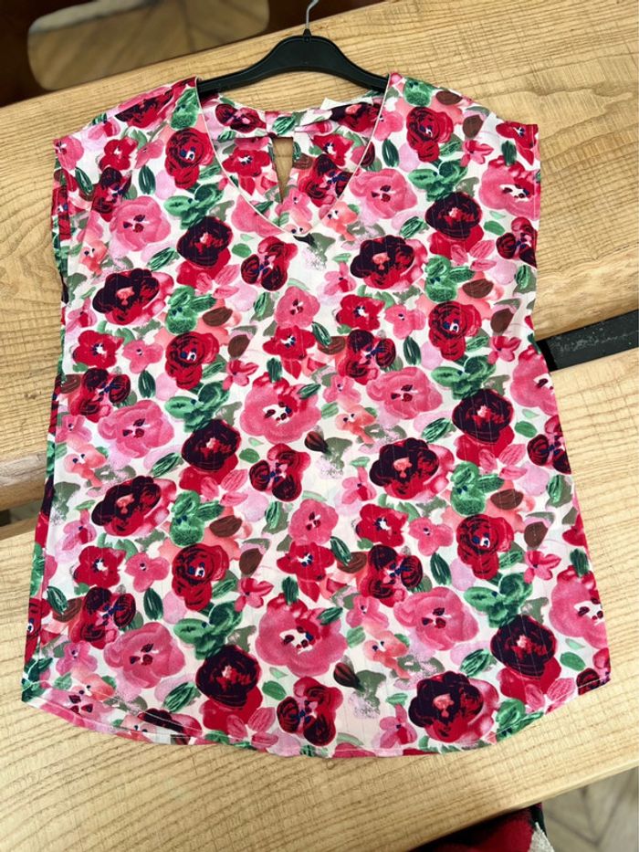 Blouse été S/M S M 36 38 à fleurs rose et rouge doré été dos découvert tunique fluide by one