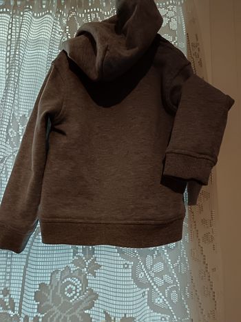 Pull capuche