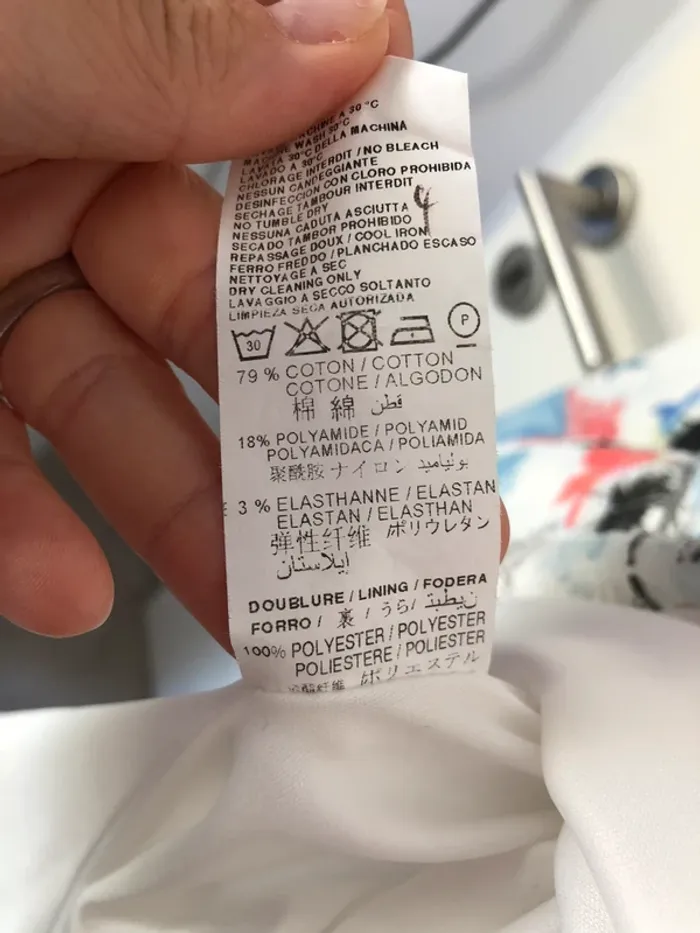 Robe blanche à fleurs matière texturée Sinéquanone taille S - photo numéro 13
