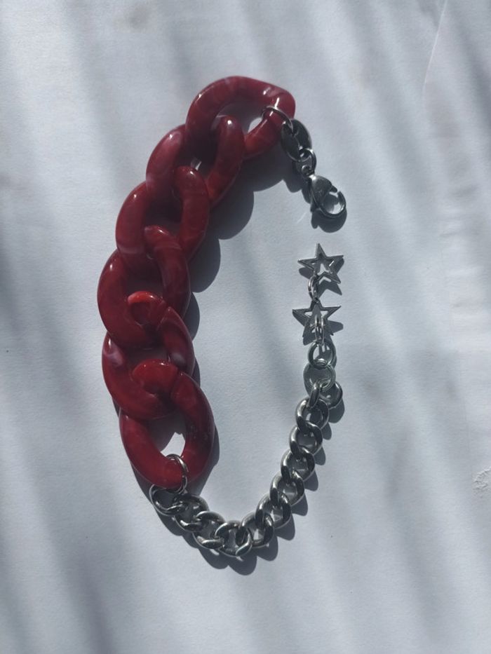 Bracelet gros maillons rouge foncé et chaine argenté - photo numéro 2